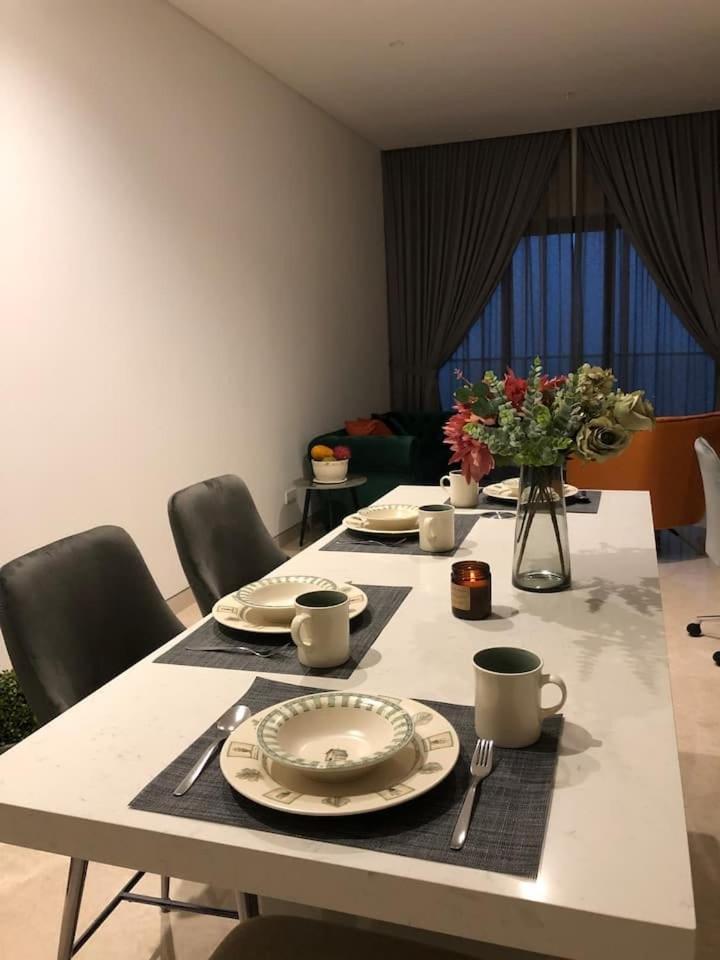 Lucentia Suites Klcc By Classy Kuala Lumpur Bagian luar foto